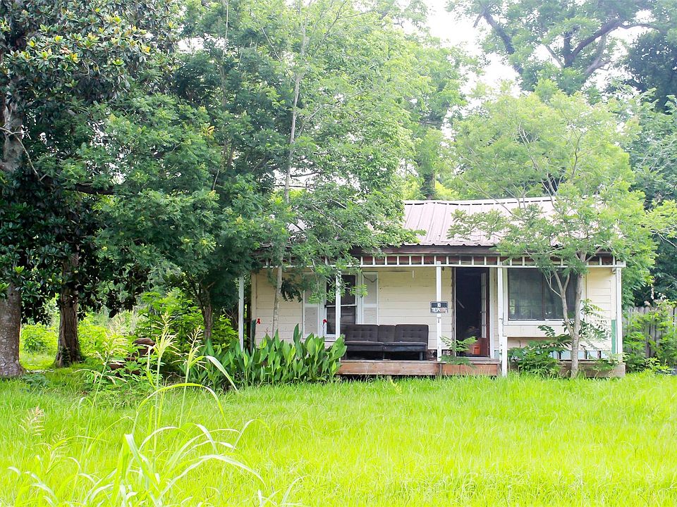 1st image of 120 Creekside