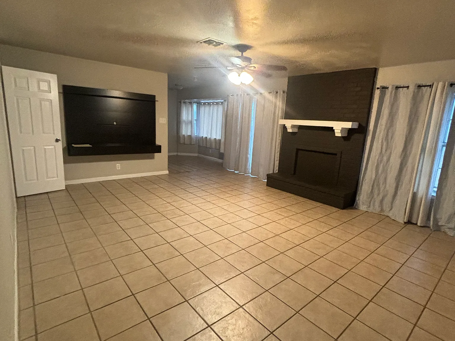 3 bed, 1468 sqft, $1,800 — Photo 4