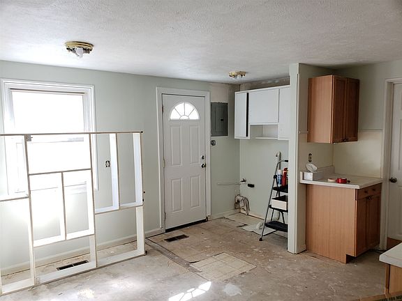 2nd image of 3116 Corby Blvd