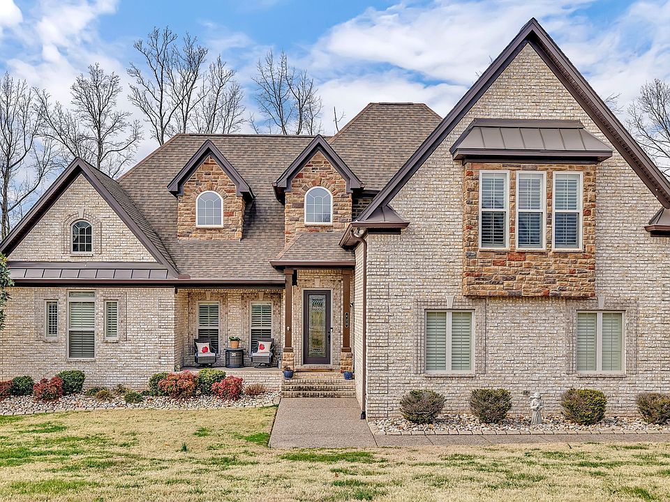 1st image of 420 Acacia Grove Ln