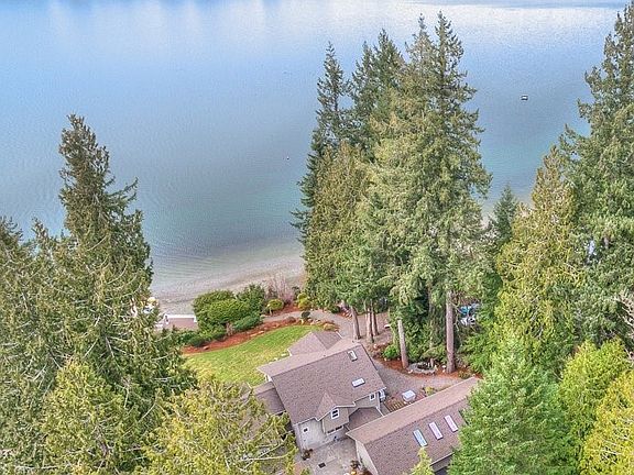 2nd image of 4012 Sunset Beach Dr NW