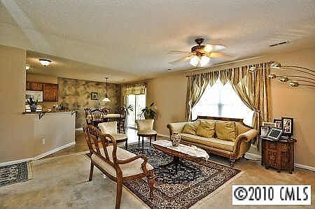 4th image of 4018 Cameron Creek Dr