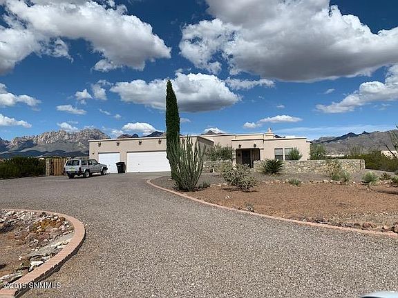 2nd image of 8990 Stetson Pl