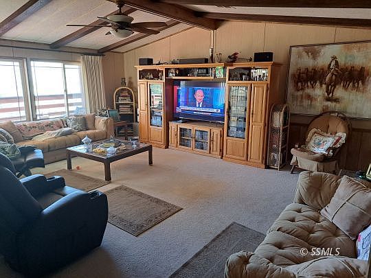 2nd image of 400 Oakwood Dr
