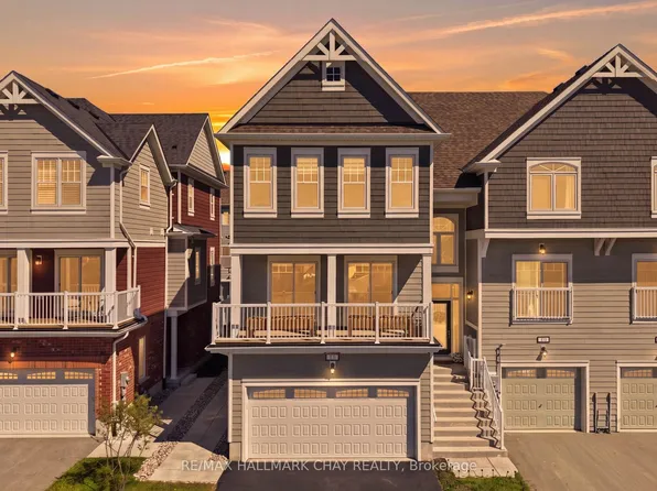 29 Shelburne Ave, Wasaga Beach, ON L9Z 0J4