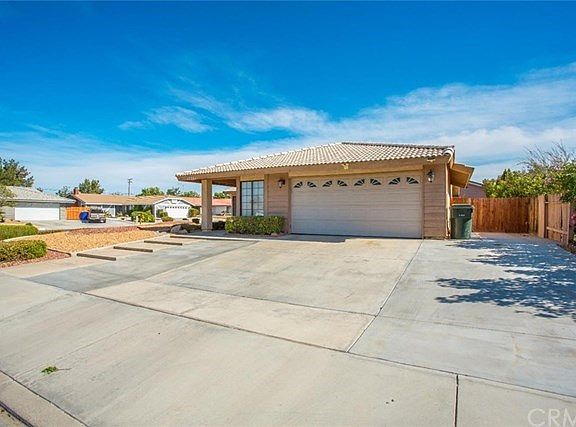 5th image of 15261 Chaparral Way