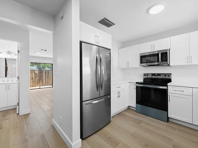 3281 E Golf Blvd #17 — Photo 3