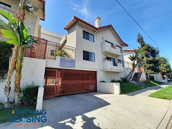 3rd image of 8731 De Soto Ave APT 204
