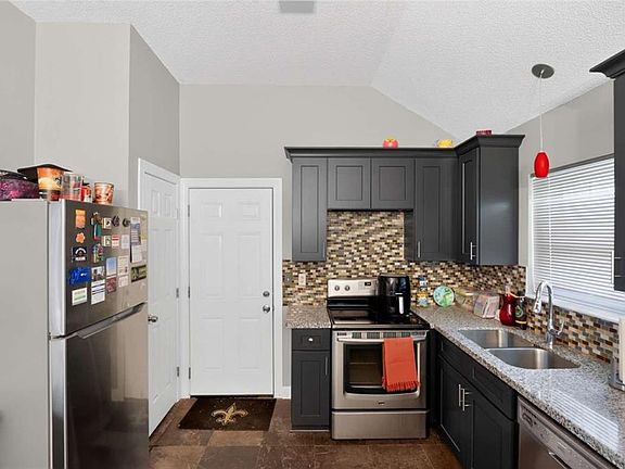 2nd image of 2156 Greenwood Dr