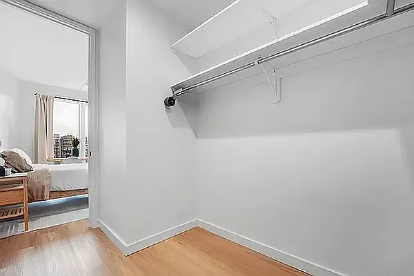 16 West St #618 — Photo 12