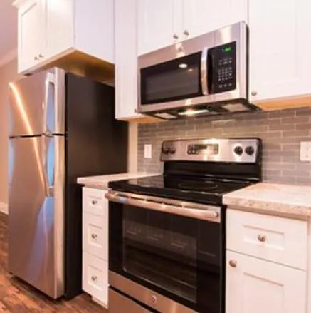282 Mobile Ave — Photo 3