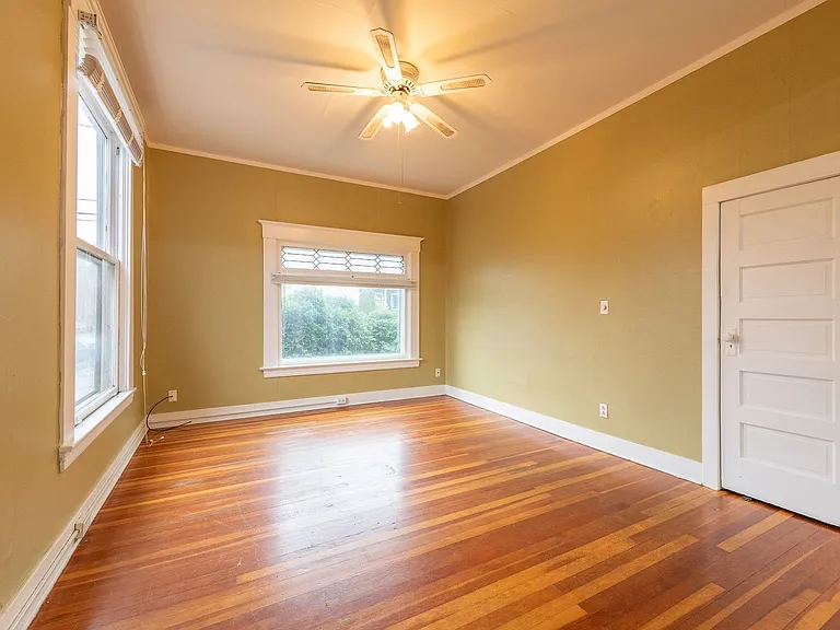 1404 SE Madison St — Photo 11