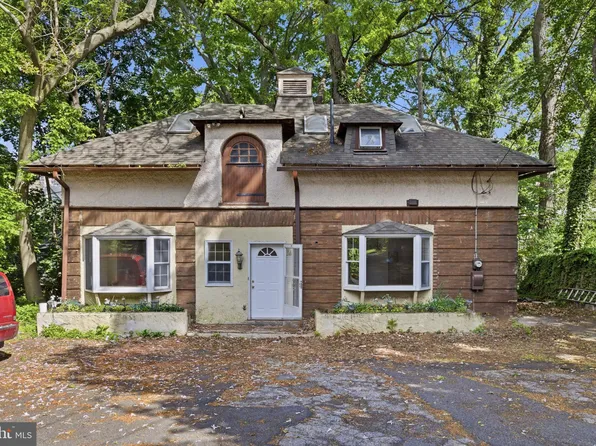 5939 Drexel Rd, Philadelphia, PA