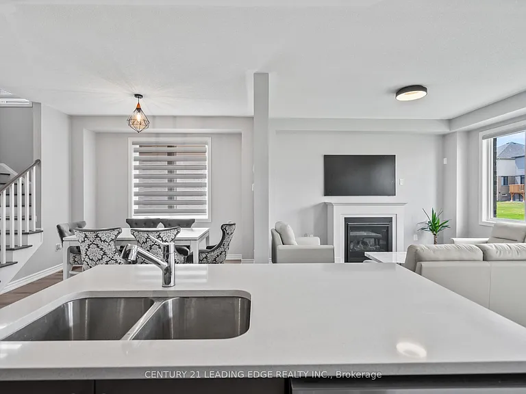 1097 Trailsview Ave — Photo 13