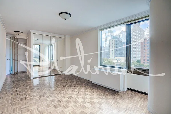 Rented by Platinum Properties | media 17