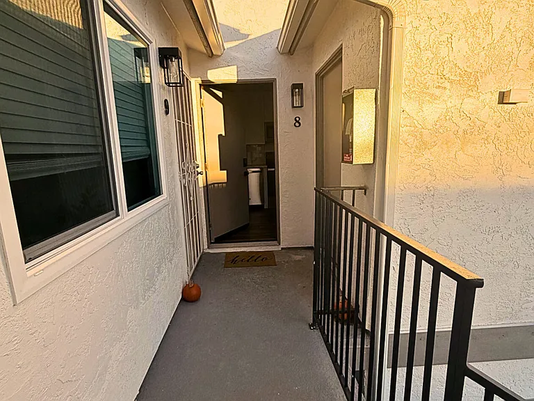 4142 44th St #8 — Photo 16