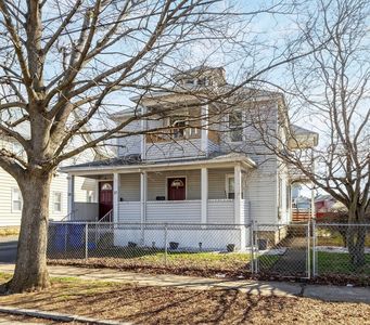 25-27 Santa Barbara St, Springfield, MA, 01104