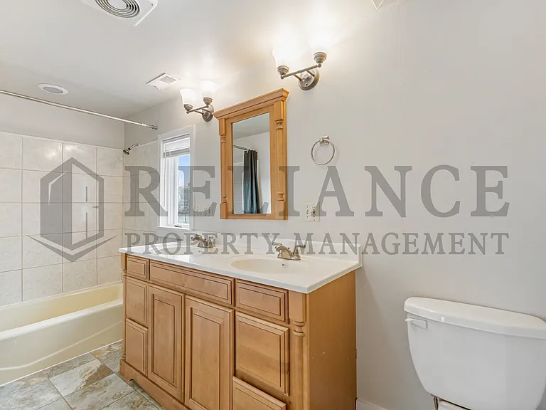 439 N Lorraine Ave — Photo 32