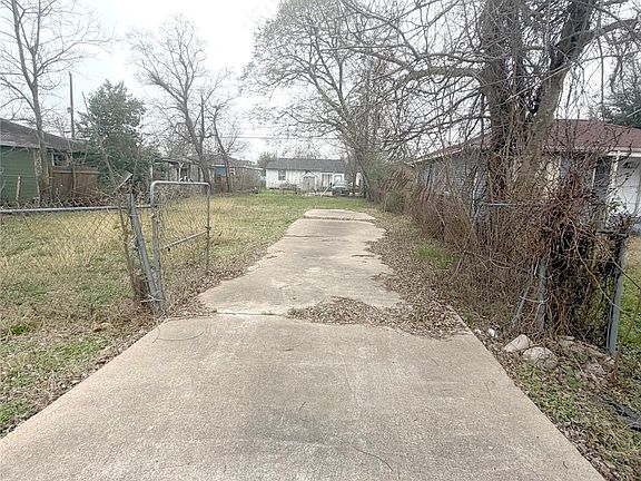 5th image of 3454 Nathaniel Brown St