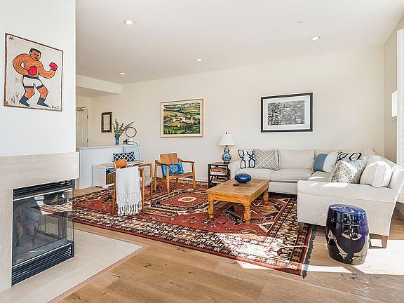 4th image of 3566 17th St #3
