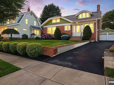 206 Eastern Way, Rutherford, NJ, 07070