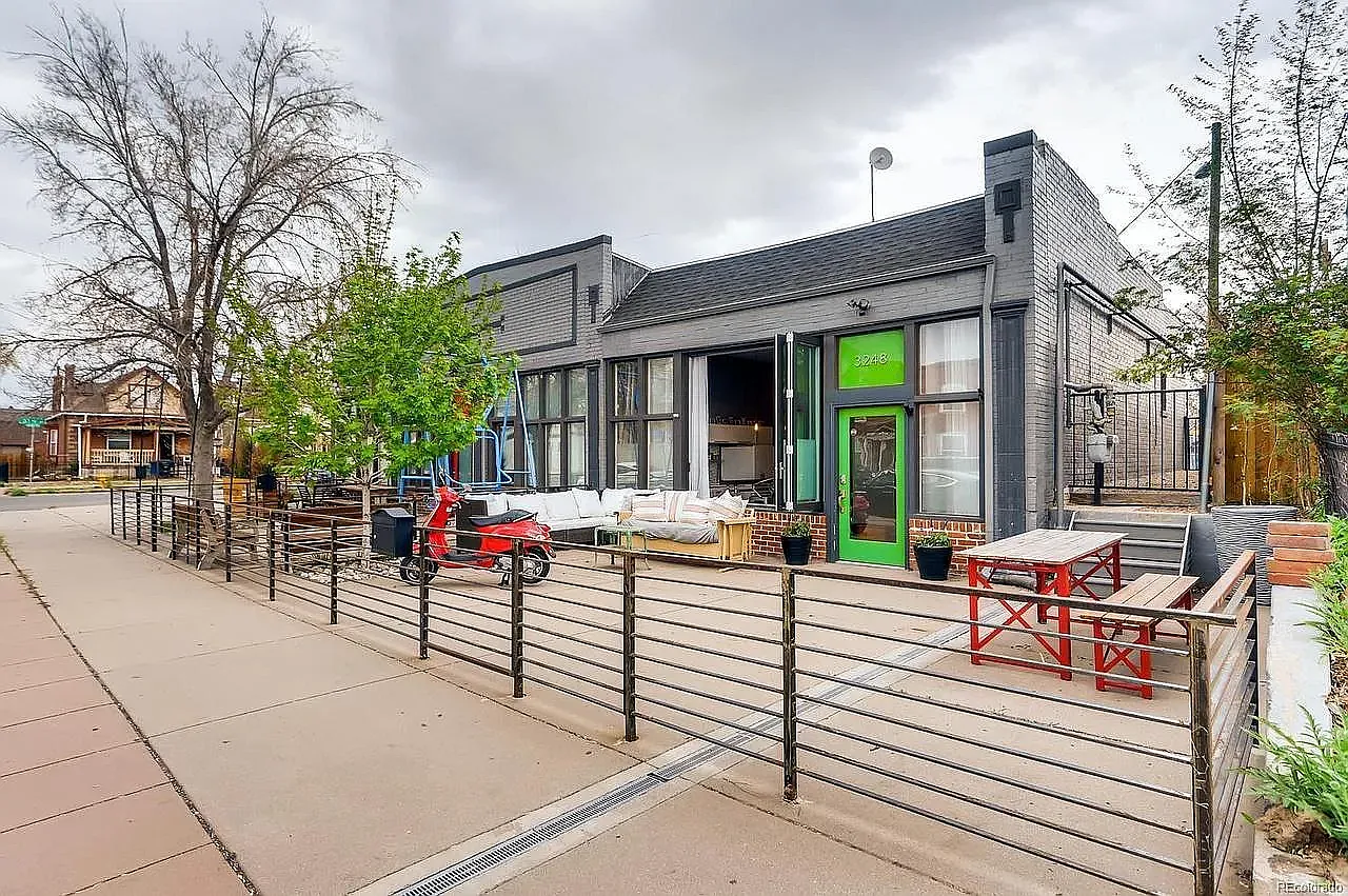 3248 N Williams St — Photo 1