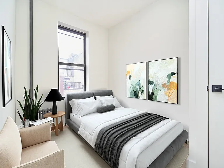302 E 5th St #5D — Photo 4