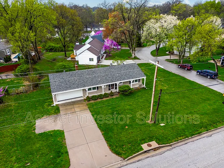 8400 State Line Rd — Photo 30
