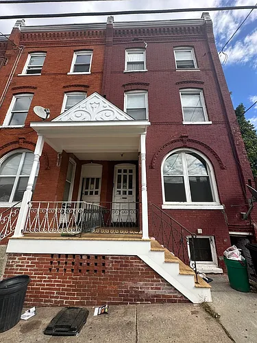 11 N Ann St Photo 1