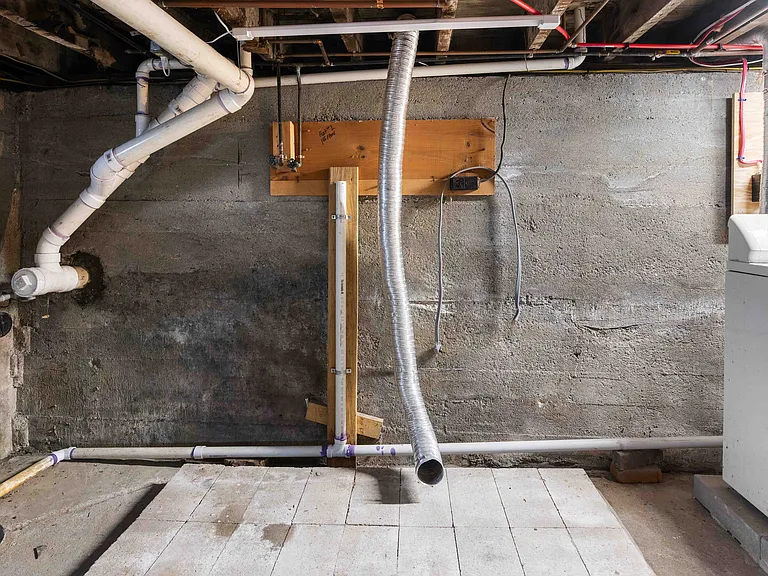 261 Turnpike Ave #1 — Photo 15