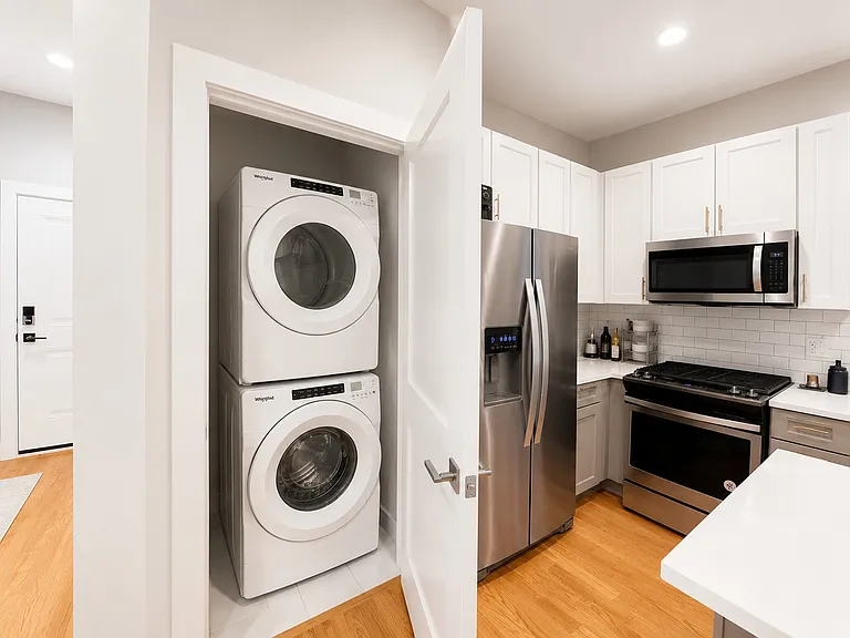 2604 N Drake Ave #1R — Photo 4