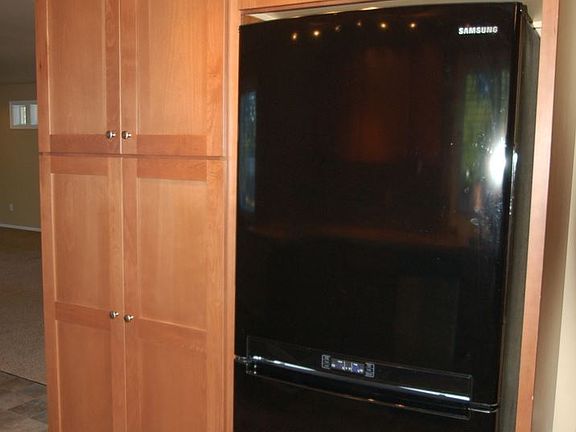4th image of 633 189th Street Ct E