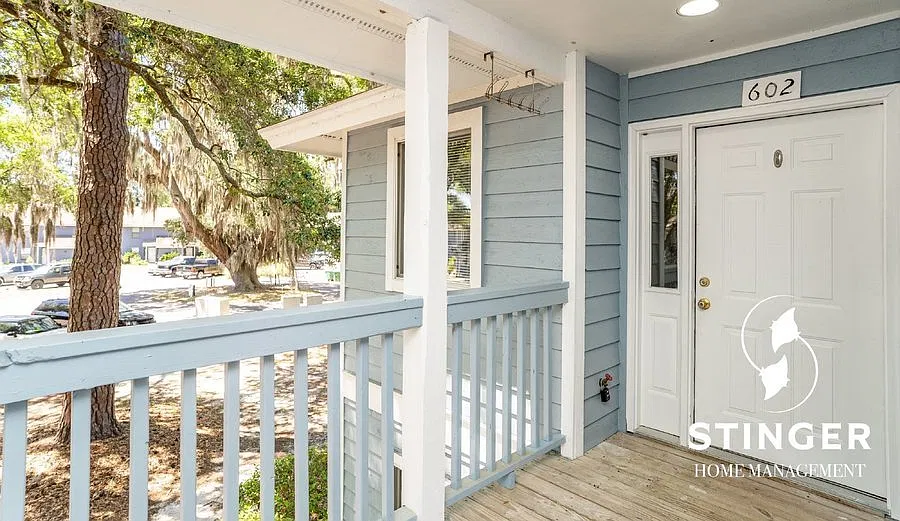 2 Bedroom / 2 Bath For Rent In Parris Island Gate Condominiums — Photo 4