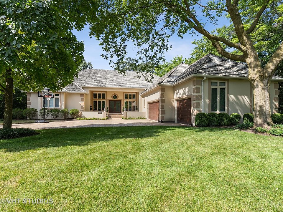 1st image of 405 Saint Andrews Ln