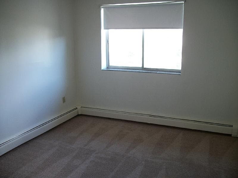 2nd image of 300 Centre St