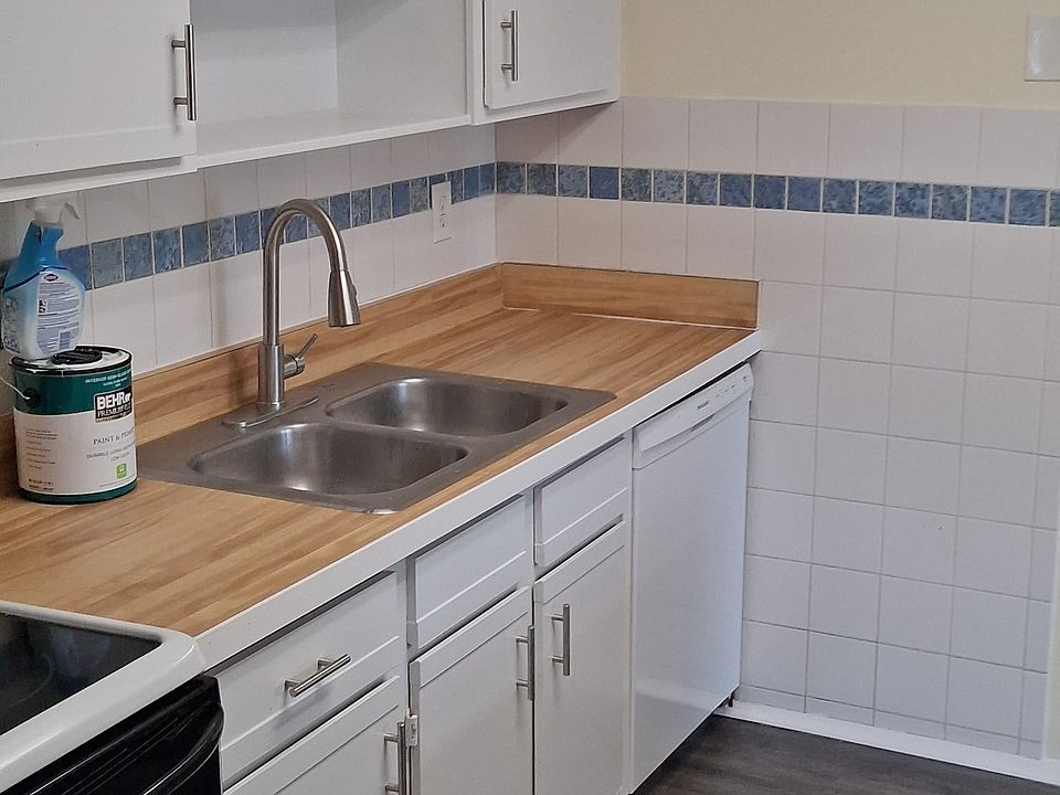 1st image of 5026 Water Oak Dr APT 213