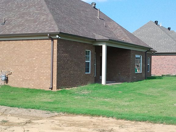 5th image of 1301 Heritage Dr S