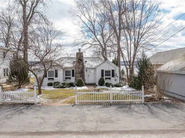 3557 Pebble Beach Rd, Lakeville, NY 14480