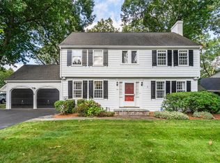 44 Whittier Rd, Wellesley, MA 02481
