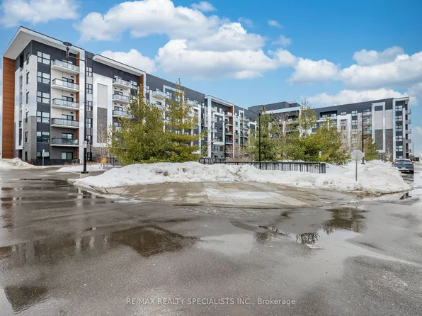 128 Grovewood Cmn #624, Oakville, ON L6H 0X3