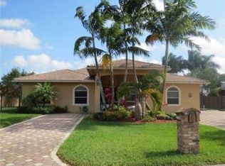 15370 SW 163rd St, Miami, FL 33187