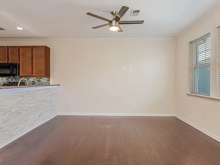 1845 Culbertson Ave — Photo 11