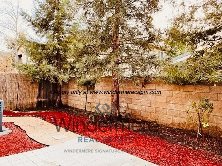 130 Penhow Cir — Photo 25