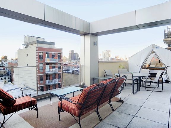 3rd image of 50 Orchard St APT 8C