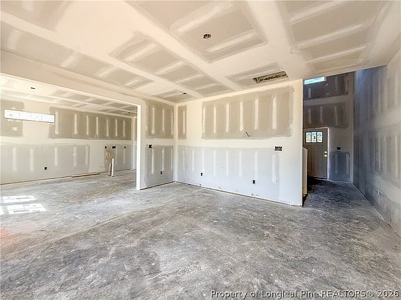 5th image of 205 4th St