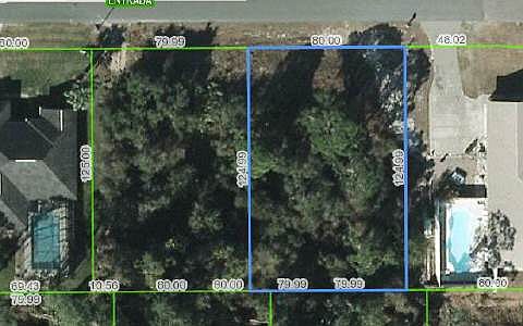 2nd image of 305 Entrada Ave