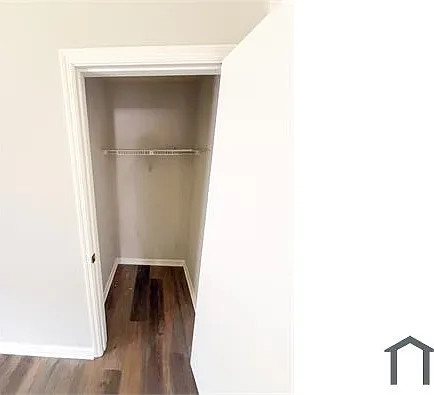 3 bed, $1,500 — Photo 4