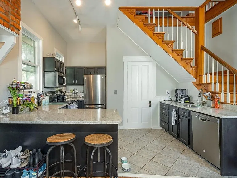1300 Bellwood Ave — Photo 11