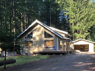 107 Tatoosh Trl, Richland, WA 98361