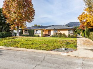 3565 Shadow Grove Rd, Pasadena, CA 91107